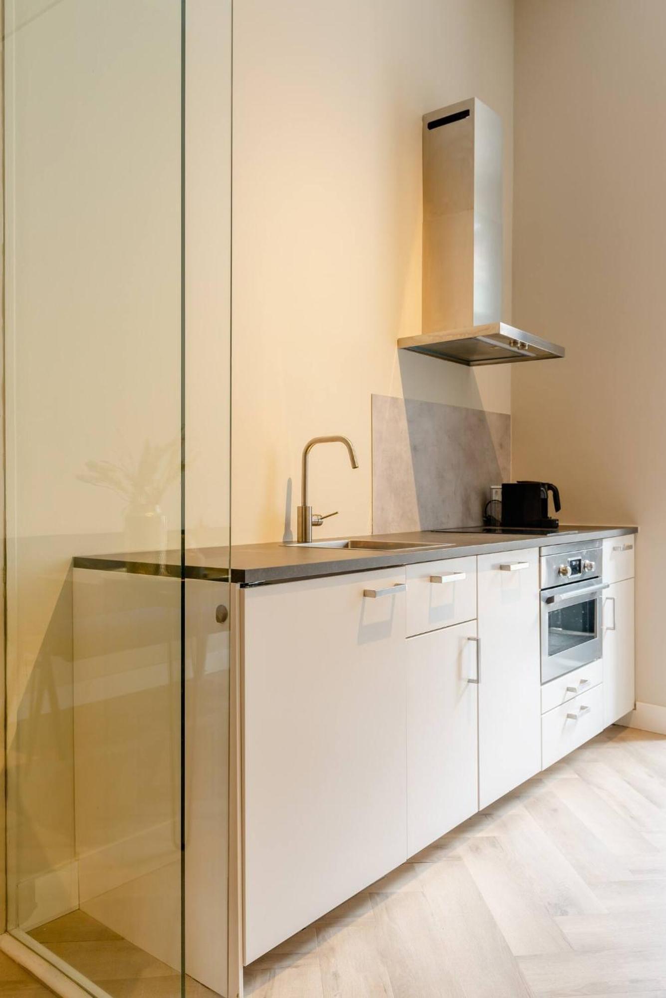 Child Favorite Coach House City Villa Тилбург Экстерьер фото